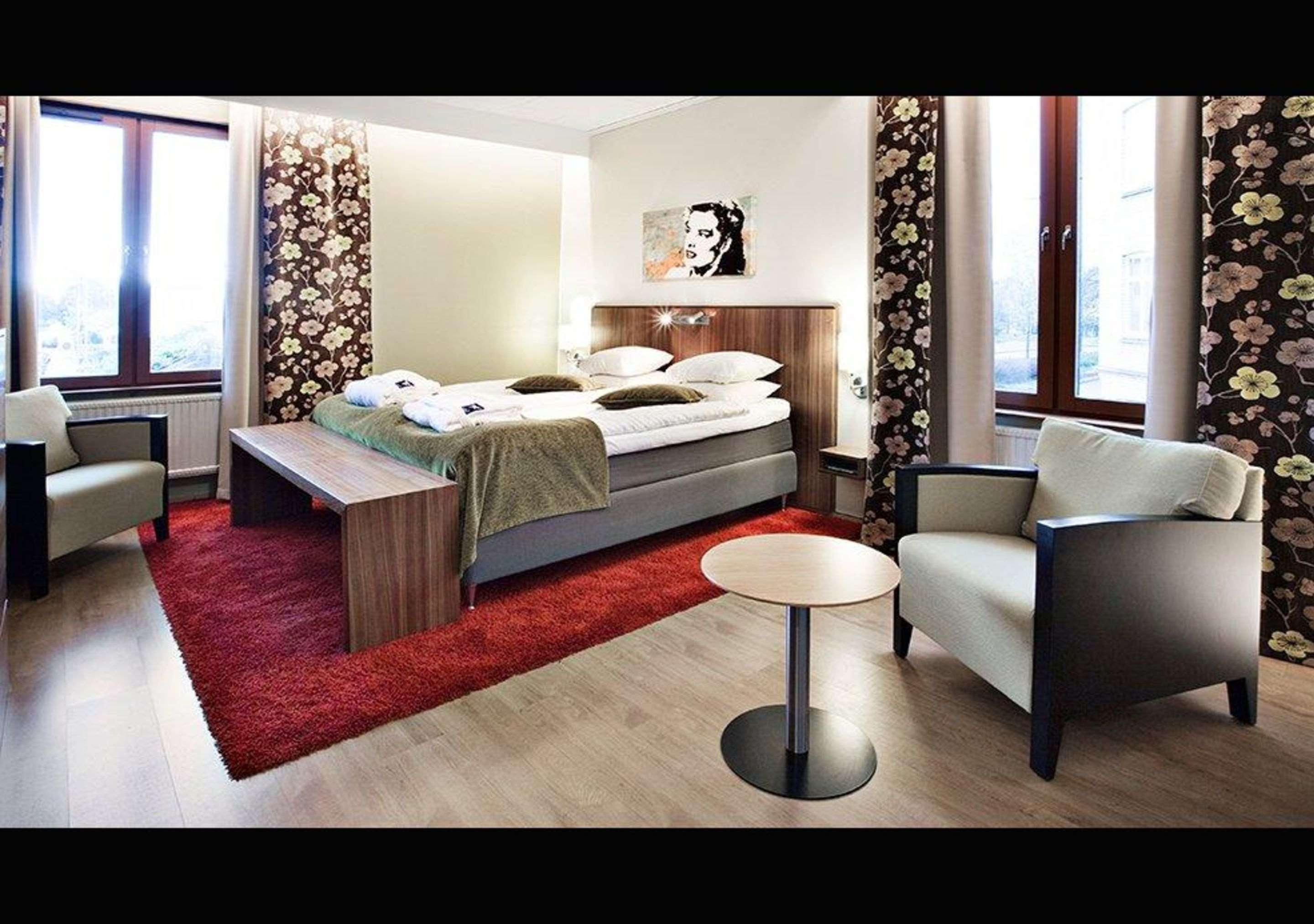 Home Hotel Kung Oscar Trollhättan Exteriér fotografie